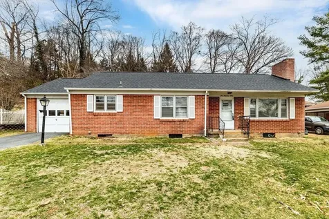 303 Norwood Road Staunton VA 24401