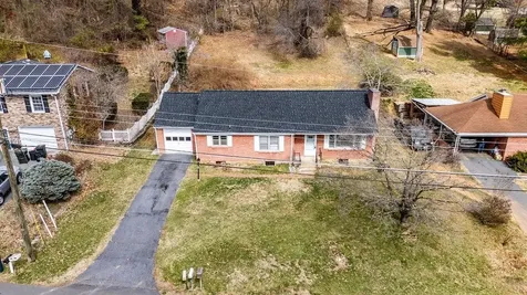 303 Norwood Road Staunton VA 24401