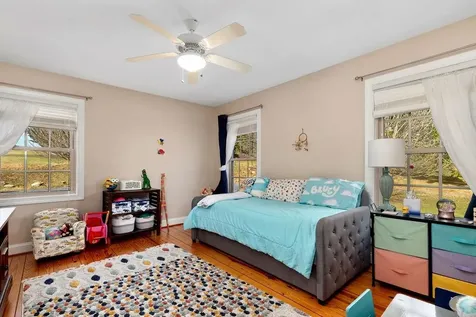 165 Howardsville Road Staunton VA 24401