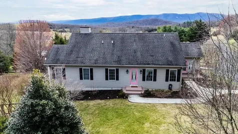 165 Howardsville Road Staunton VA 24401