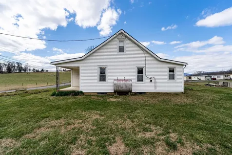 754 Leaksville Road Luray VA 22835