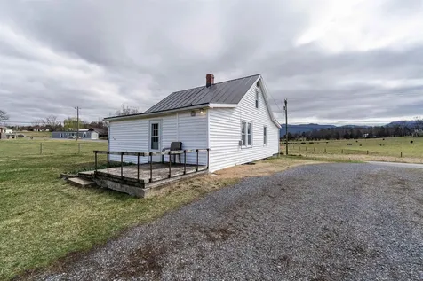 754 Leaksville Road Luray VA 22835