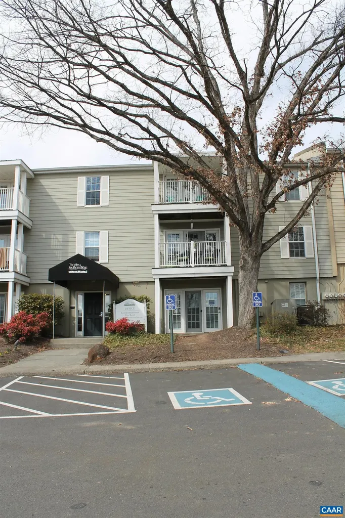 1313 Villa Way Charlottesville VA 22903