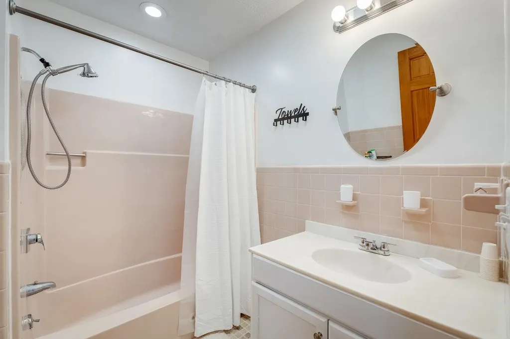 101 Hill Avenue Elkton VA 22827