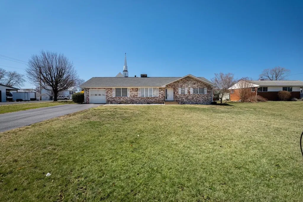 101 Hill Avenue Elkton VA 22827