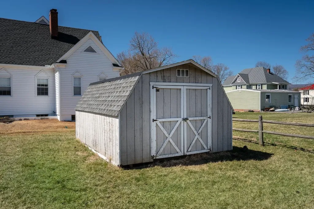 101 Hill Avenue Elkton VA 22827