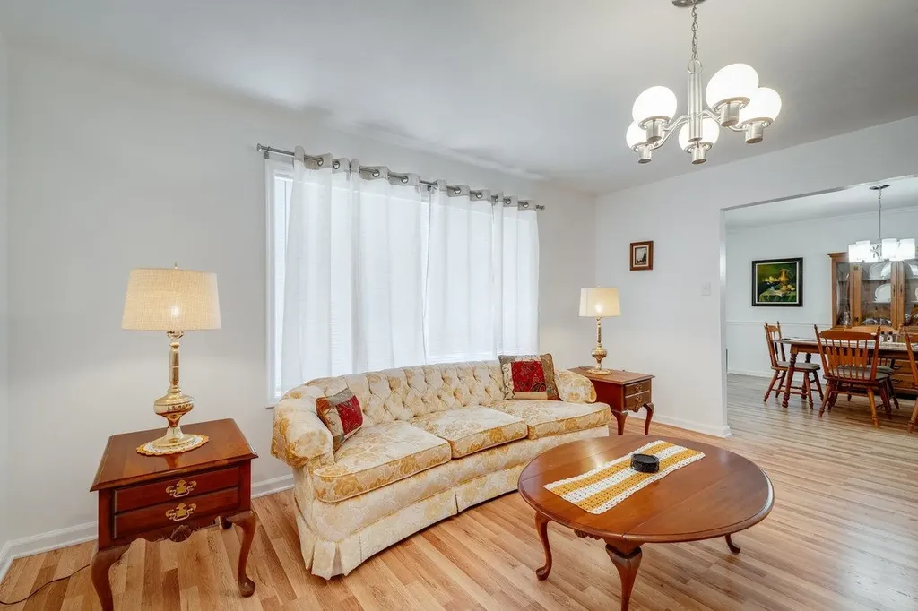 101 Hill Avenue Elkton VA 22827