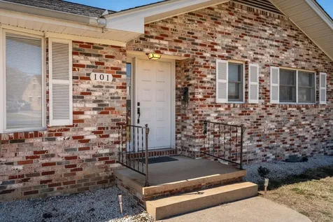 101 Hill Avenue Elkton VA 22827