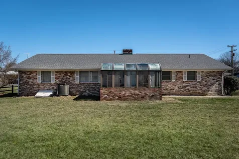 101 Hill Avenue Elkton VA 22827