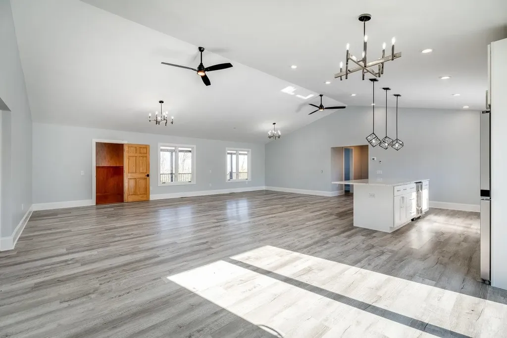 347 Enterprise Road Churchville VA 24421