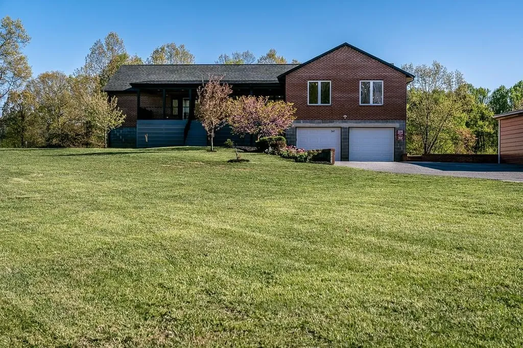 347 Enterprise Road Churchville VA 24421