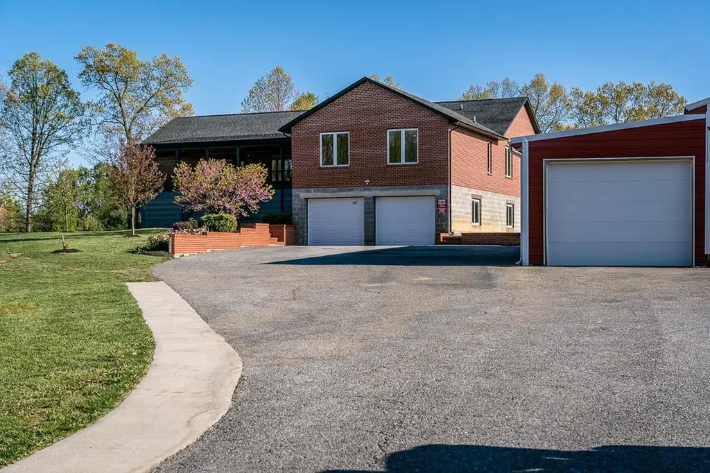 347 Enterprise Road Churchville VA 24421