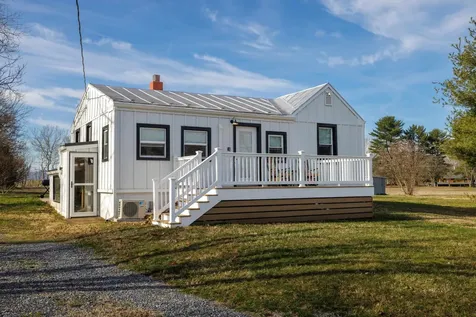 4453 Park Way Elkton VA 22827