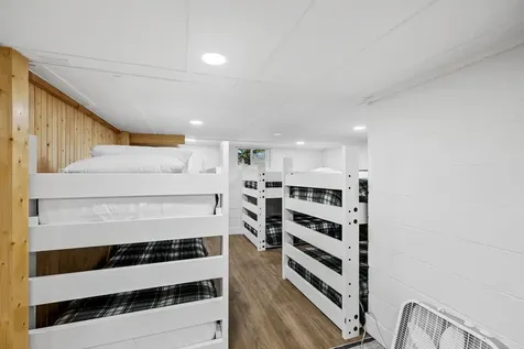 4453 Park Way Elkton VA 22827