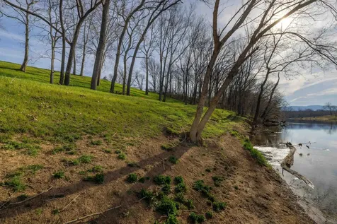 4453 Park Way Elkton VA 22827