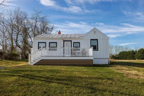 4453 Park Way Elkton VA 22827