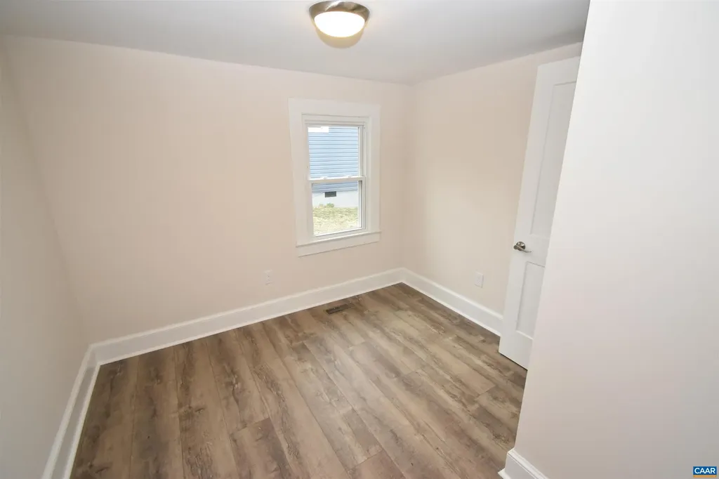 279 Peliso Avenue Orange VA 22960