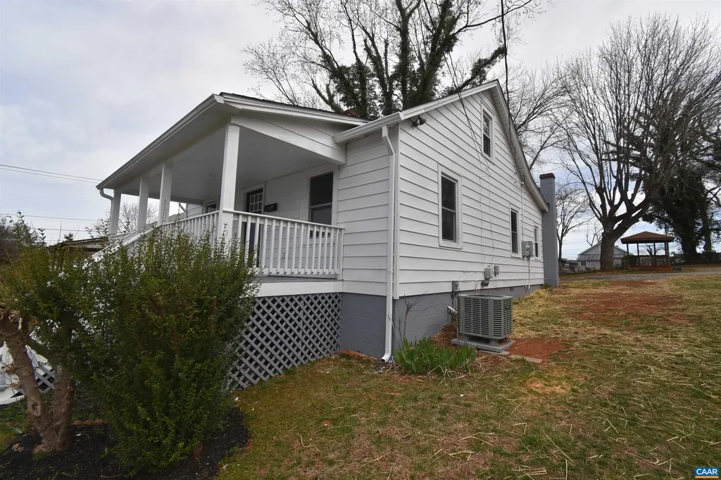 279 Peliso Avenue Orange VA 22960