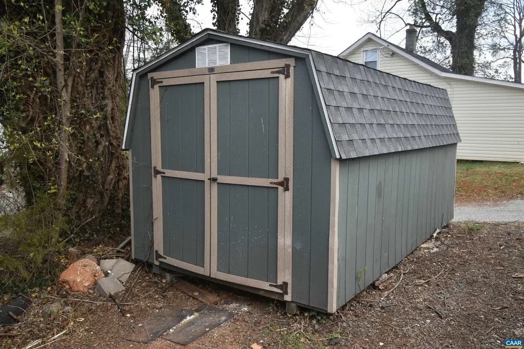 279 Peliso Avenue Orange VA 22960