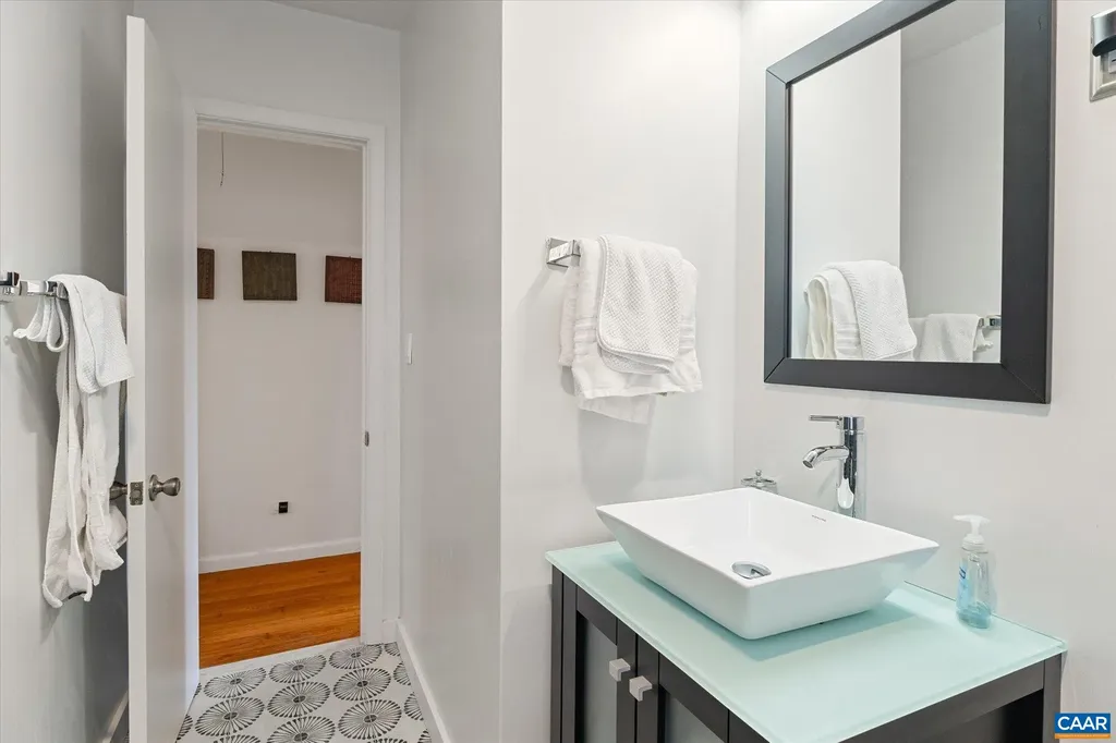 2513 Willard Drive Charlottesville VA 22903