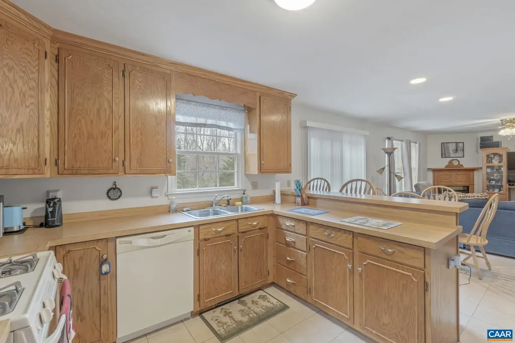 4 Rudolph Street Ruckersville VA 22968