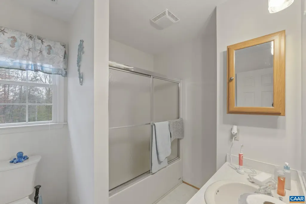 4 Rudolph Street Ruckersville VA 22968