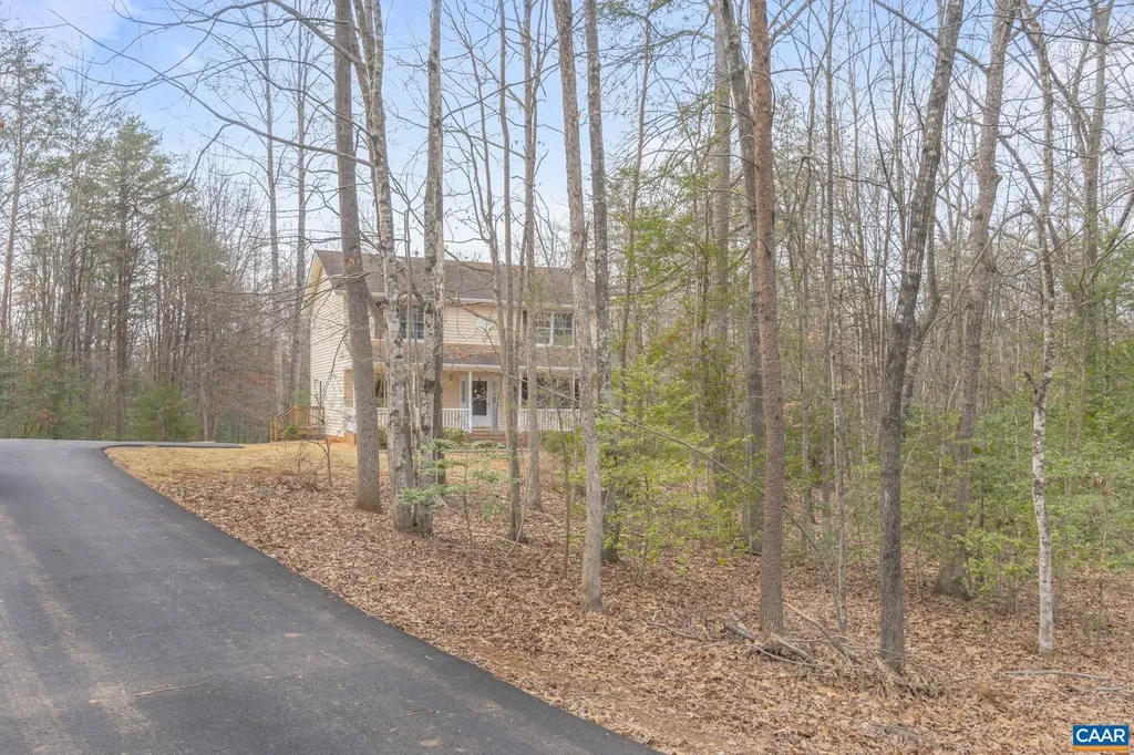 4 Rudolph Street Ruckersville VA 22968