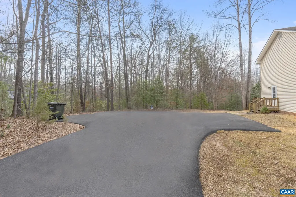 4 Rudolph Street Ruckersville VA 22968