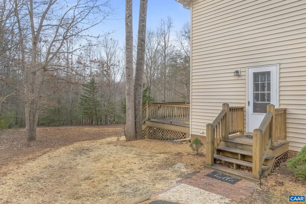 4 Rudolph Street Ruckersville VA 22968