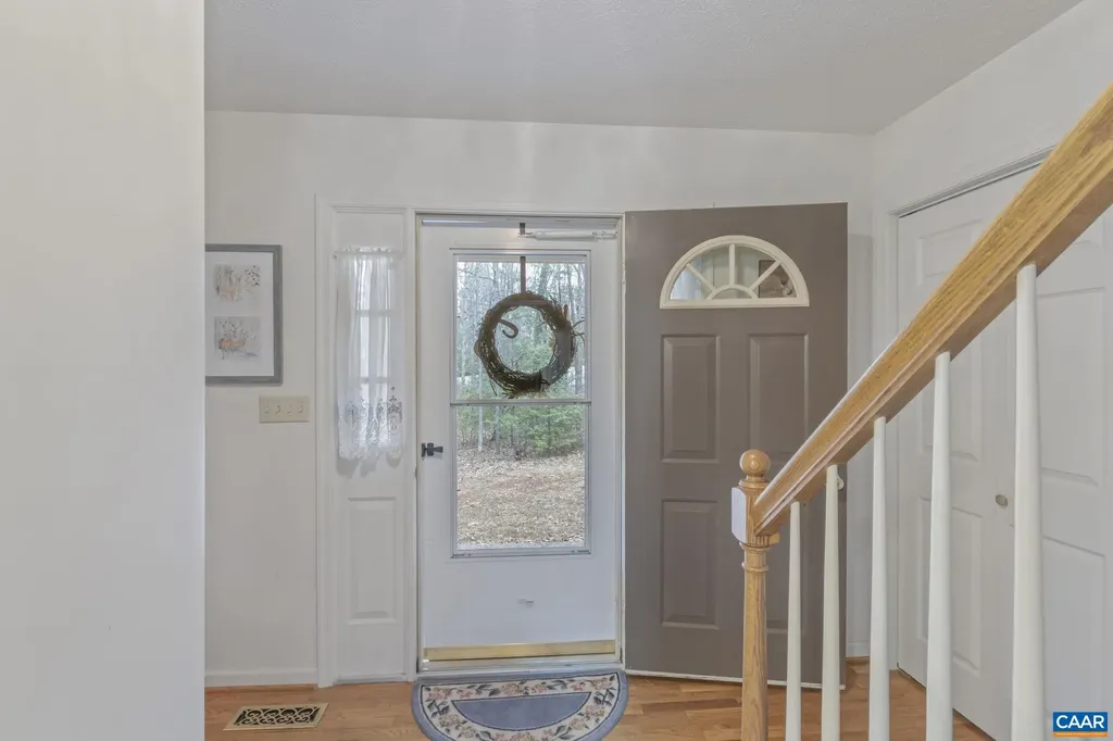 4 Rudolph Street Ruckersville VA 22968