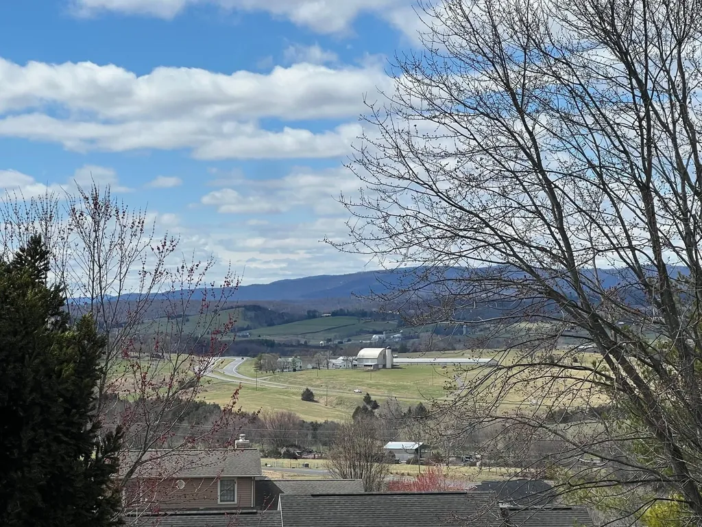 368 Broadmoor Lane Broadway VA 22815