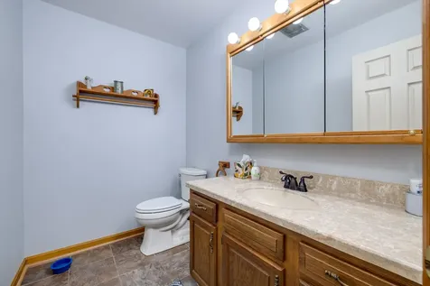 740 Jackson Street Woodstock VA 22664