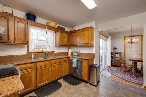 740 Jackson Street Woodstock VA 22664