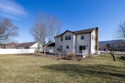 740 Jackson Street Woodstock VA 22664