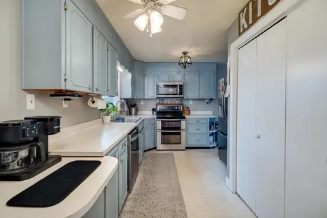 310 F Street Elkton VA 22827