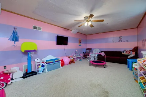 310 F Street Elkton VA 22827