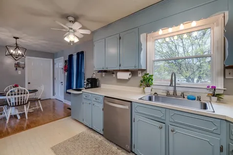 310 F Street Elkton VA 22827