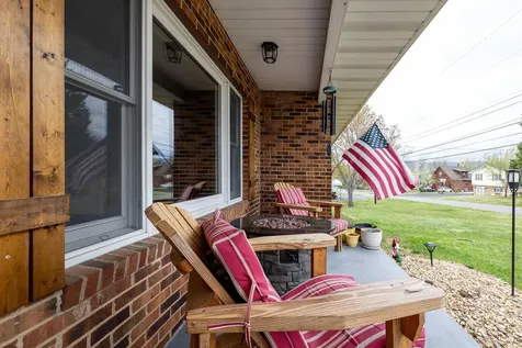 310 F Street Elkton VA 22827
