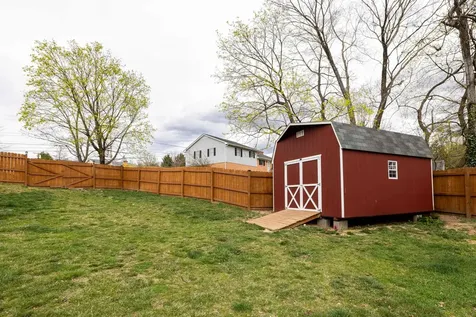 310 F Street Elkton VA 22827