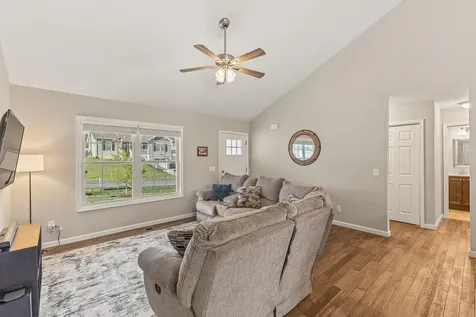 1440 Mandolin Avenue Grottoes VA 24441
