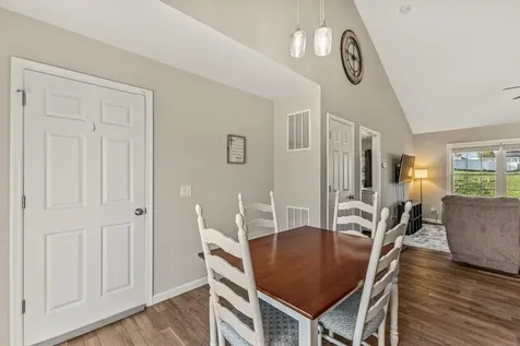 1440 Mandolin Avenue Grottoes VA 24441