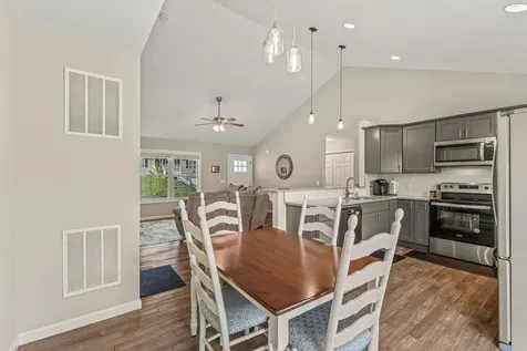 1440 Mandolin Avenue Grottoes VA 24441