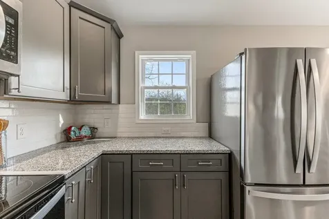 1440 Mandolin Avenue Grottoes VA 24441