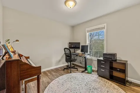 1440 Mandolin Avenue Grottoes VA 24441