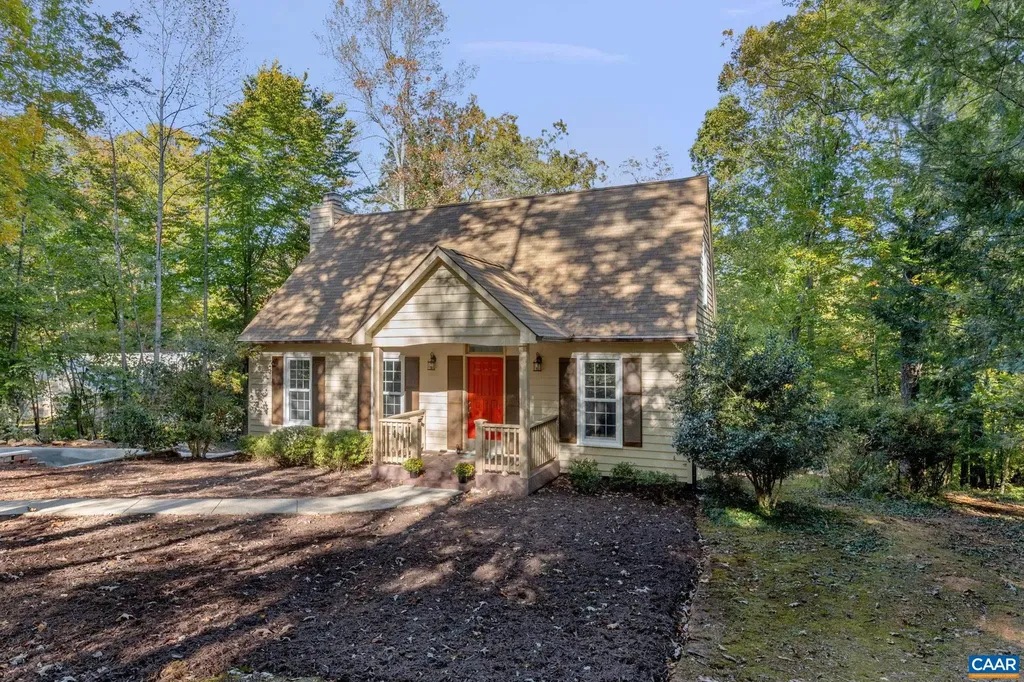 13 Chatham Lane Palmyra VA 22963