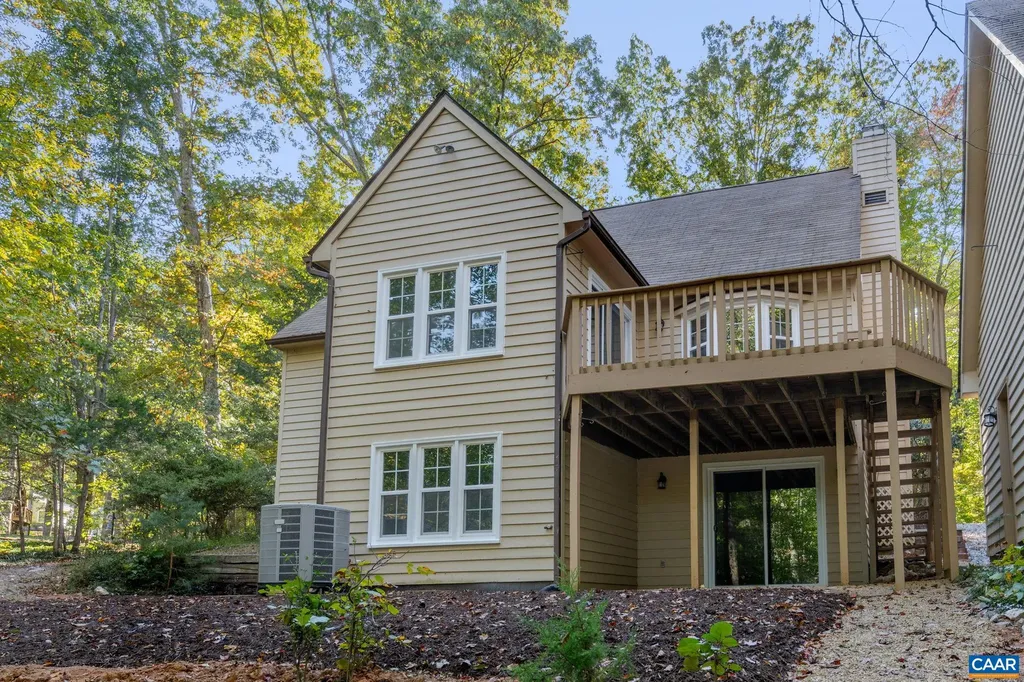 13 Chatham Lane Palmyra VA 22963