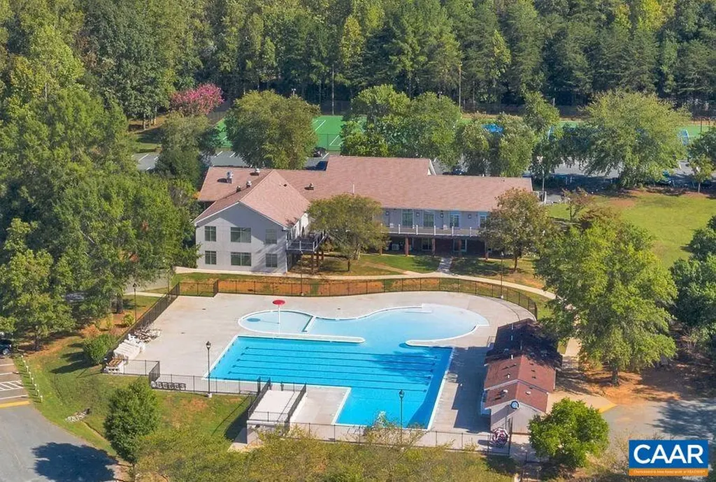 13 Chatham Lane Palmyra VA 22963