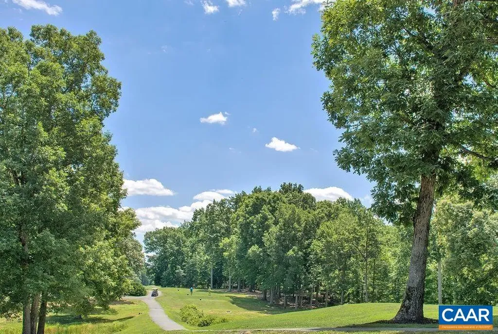 13 Chatham Lane Palmyra VA 22963