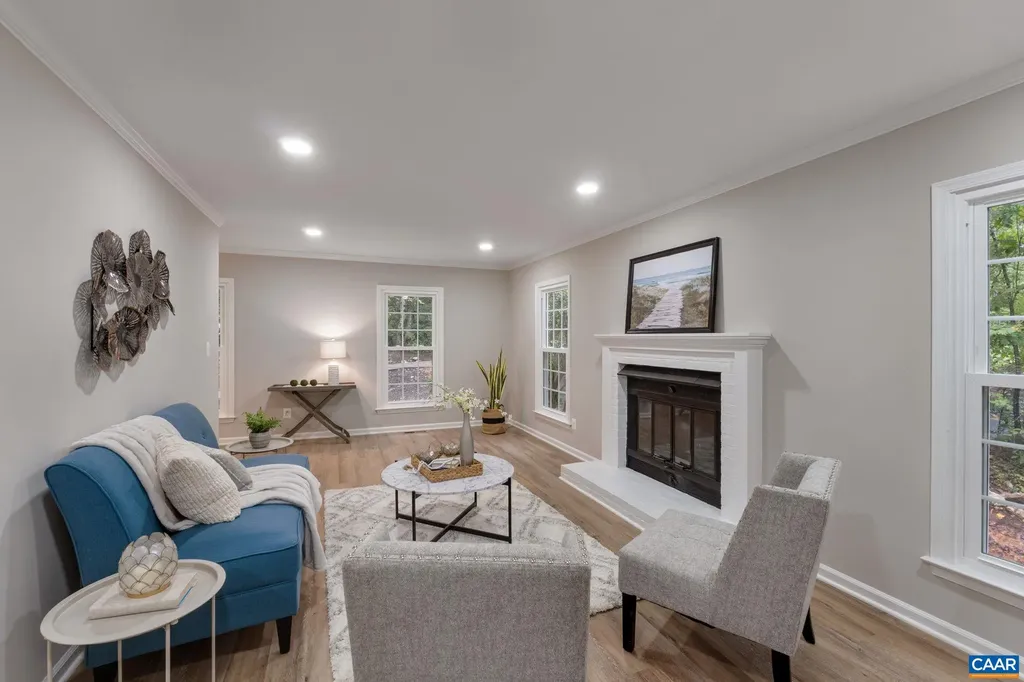 13 Chatham Lane Palmyra VA 22963