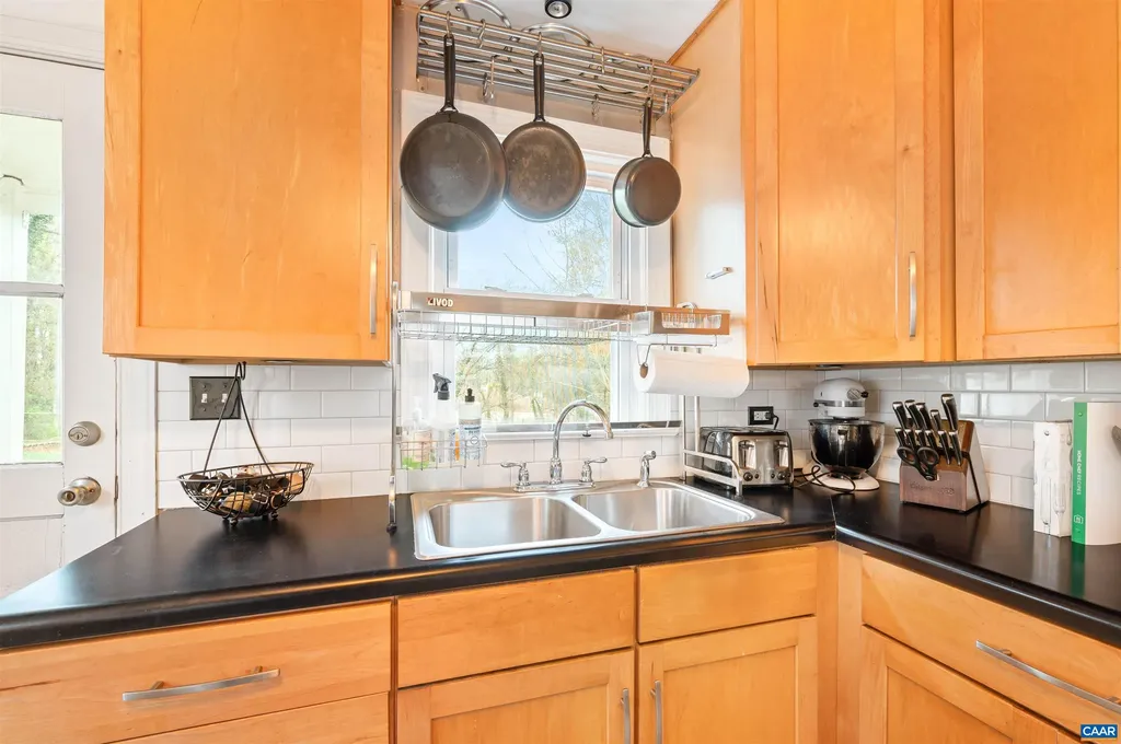 1104 Cherry Avenue Charlottesville VA 22903